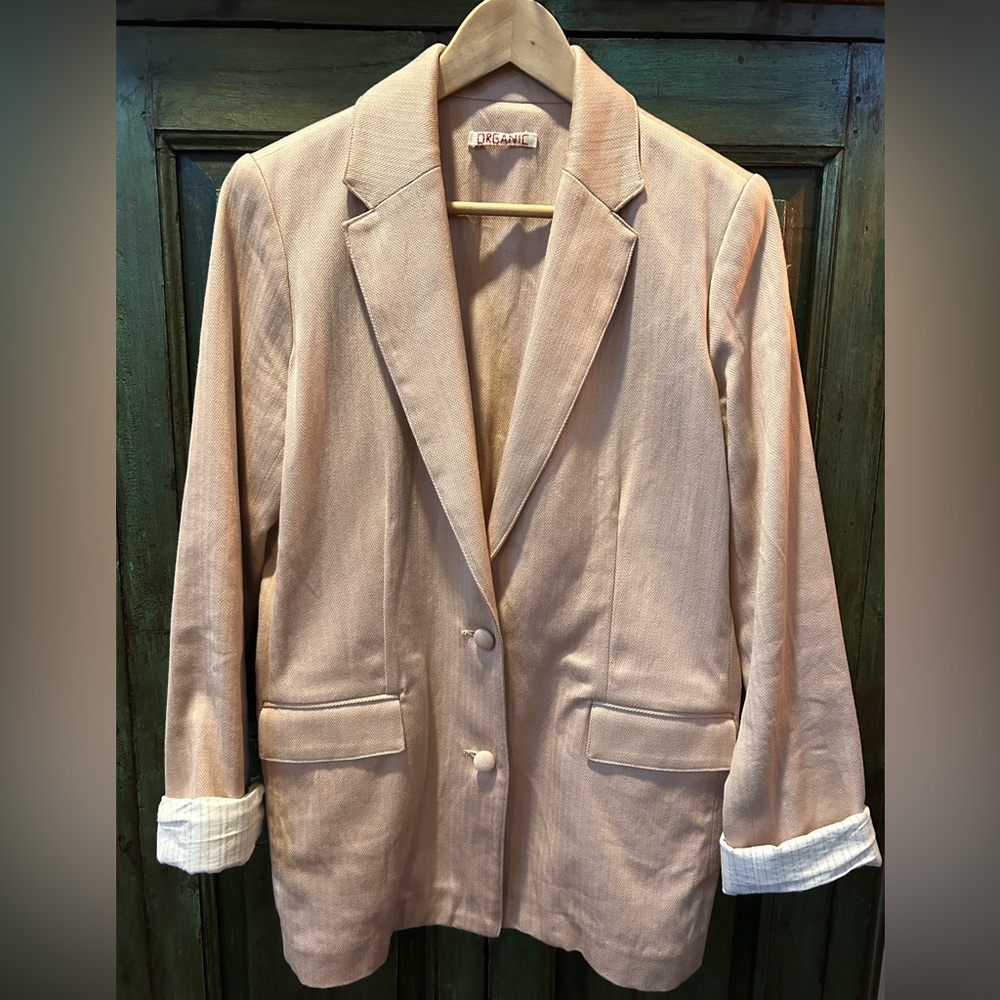 ‘Organic’ Herringbone Blazer in Pale Pink & Champagne